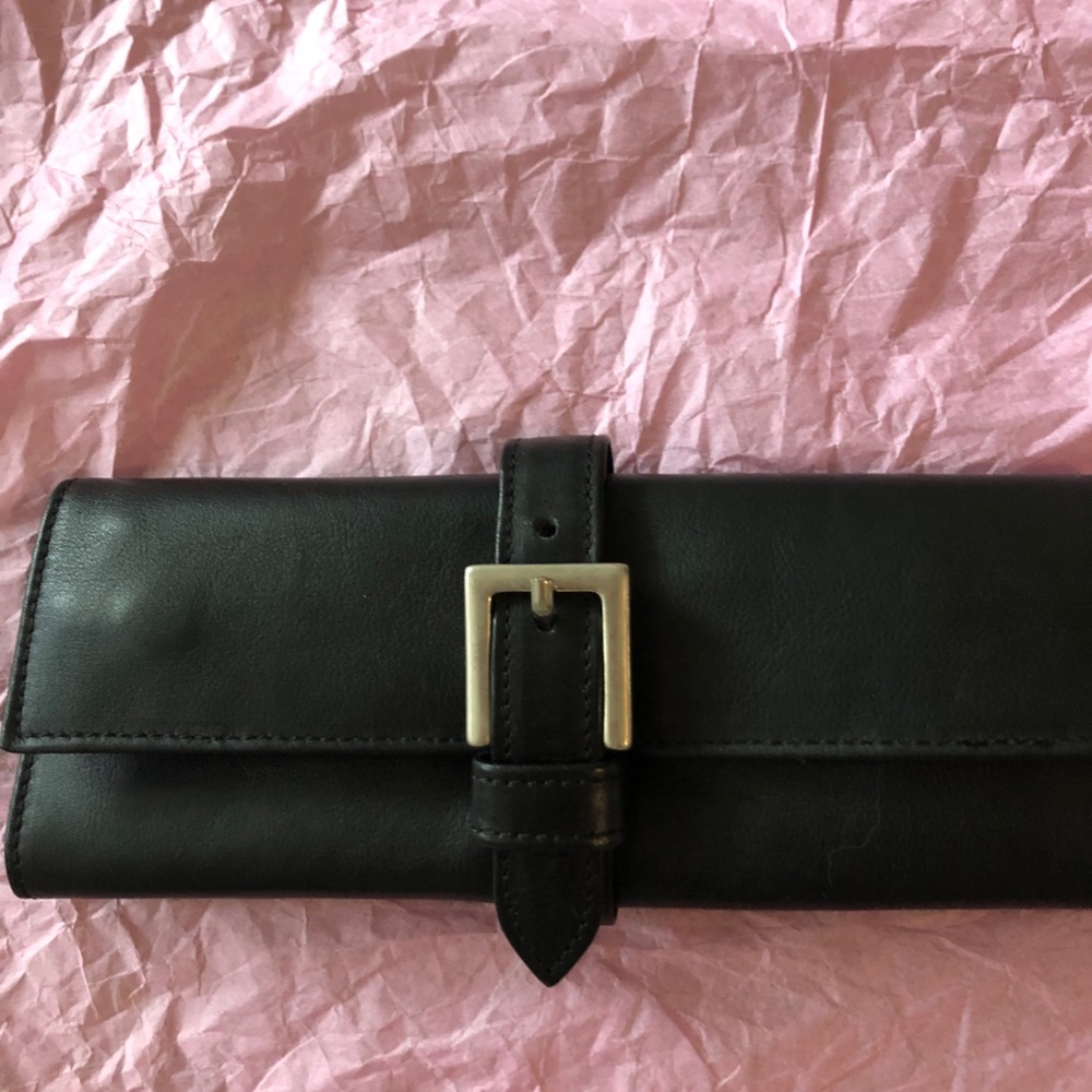 Unisex--Black leather jewelry carrying pouch--velvet-lined , zippered sections,